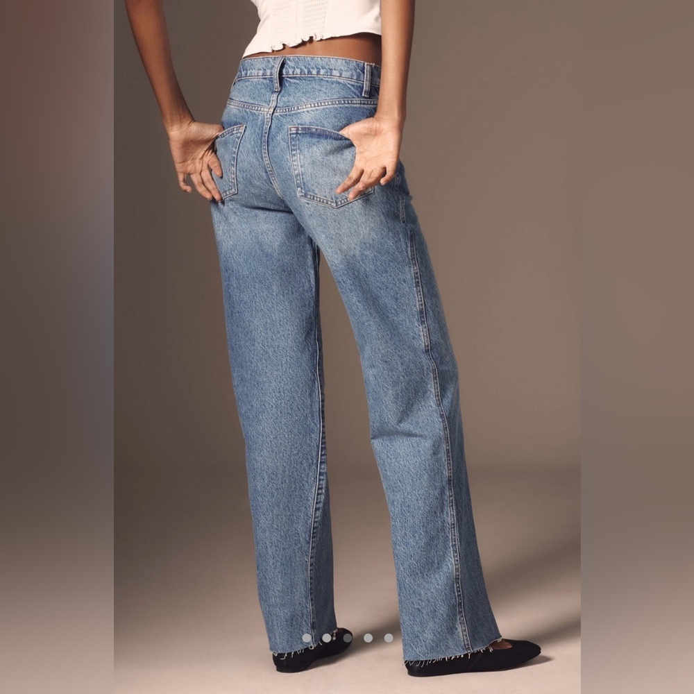 Reformation Val 90s Mid-Rise Straight-Leg Jeans NWT - Picture 3 of 9
